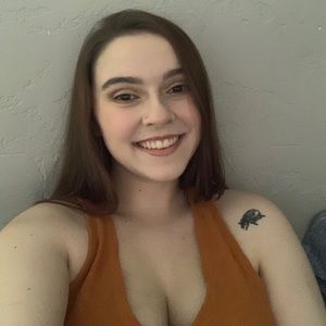 Meet your Posher, Alyssa